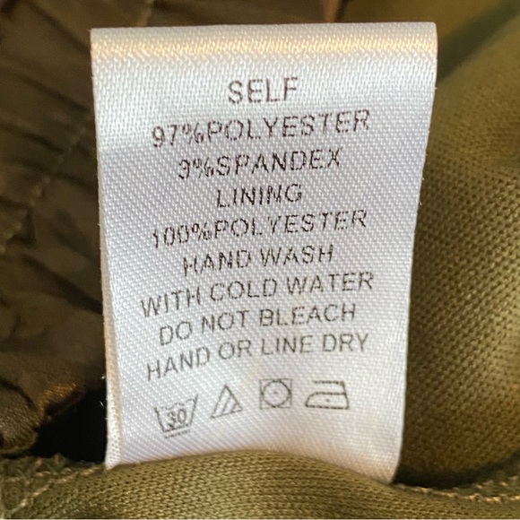 143 Story By Line Up size Small Women’s Green Leopard Print Skirt - Picture 5 of 5